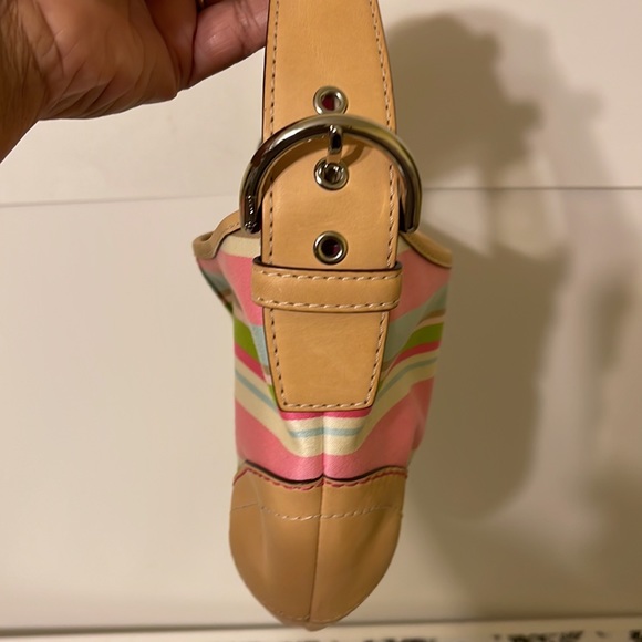 Coach Stripe HoBo bag 10 x6.5 - Picture 4 of 6